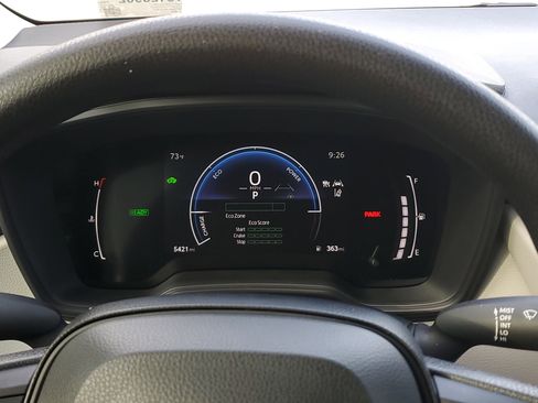 Used 2026 Toyota Corolla LE image 21