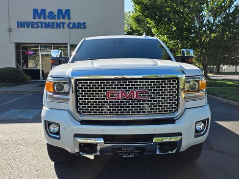 Used 2016 GMC Sierra 3500 Denali w/ Duramax Plus Package image 5