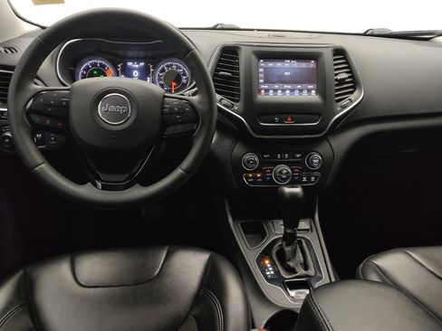 Used 2020 Jeep Cherokee Latitude Plus FWD image 22