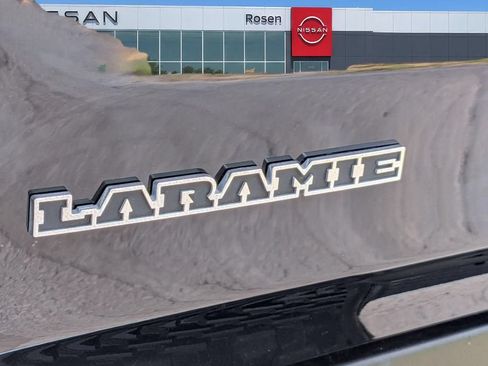 Used 2025 RAM 1500 Laramie AWD/4WD image 11