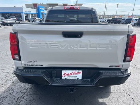 New 2026 Chevrolet Colorado ZR2 w/ Technology Package AWD/4WD image 6