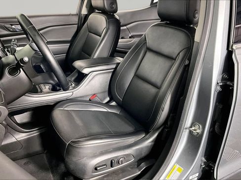Certified 2023 GMC Acadia SLT AWD/4WD image 19