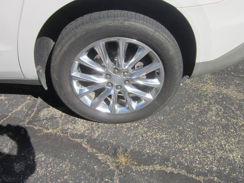 Used 2021 Buick Enclave Premium w/ Surround and Sites Package AWD/4WD image 34