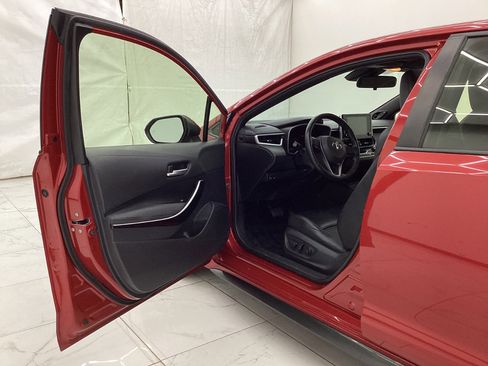 Used 2020 Toyota Corolla XSE image 16