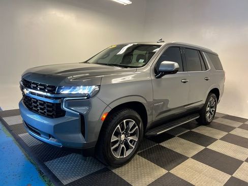 Used 2021 Chevrolet Tahoe LS w/ Driver Alert Package RWD image 3