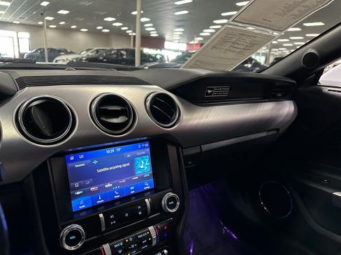 Used 2020 Ford Mustang Premium image 20