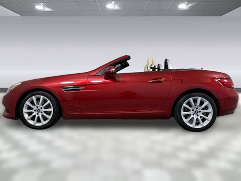 Certified 2019 Mercedes-Benz SLC 300 SLC 300 image 2