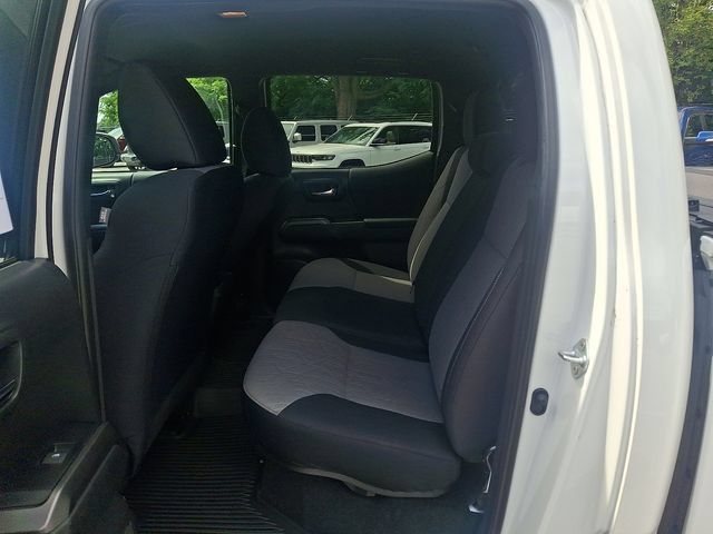 Used 2023 Toyota Tacoma TRD Sport w/ Technology Package AWD/4WD image 10