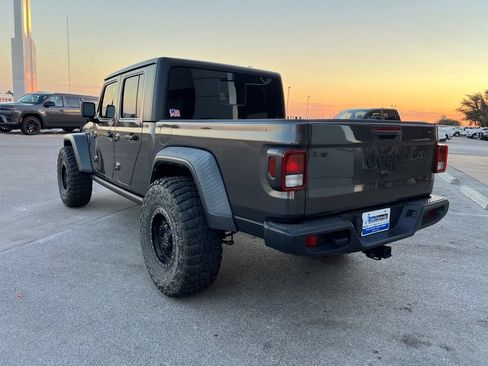 Used 2023 Jeep Gladiator Sport w/ Trailer Tow Package AWD/4WD image 3