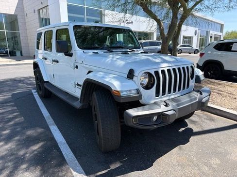Used 2019 Jeep Wrangler Unlimited Sahara AWD/4WD image 2