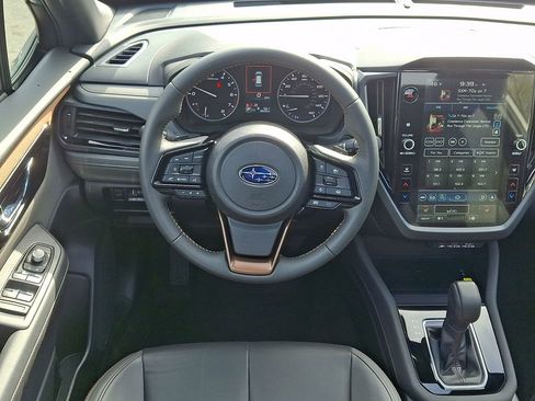 Used 2025 Subaru Forester Sport image 11