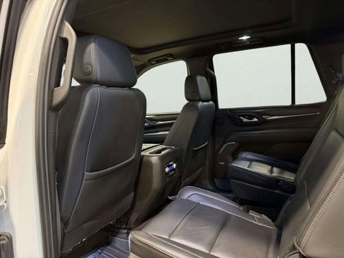 Used 2021 GMC Yukon Denali w/ Denali Premium Package image 20