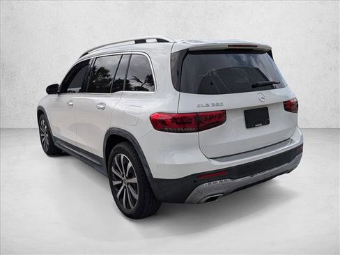 Used 2021 Mercedes-Benz GLB 250 w/ Premium Package image 7