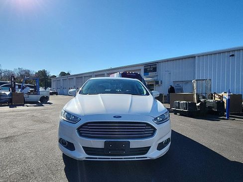 Used 2015 Ford Fusion Energi SE image 8