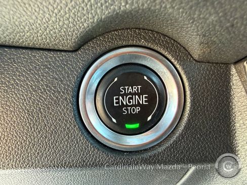Used 2024 Chevrolet Traverse LT AWD/4WD image 31