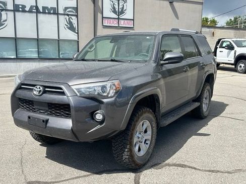Used 2022 Toyota 4Runner SR5 AWD/4WD image 13