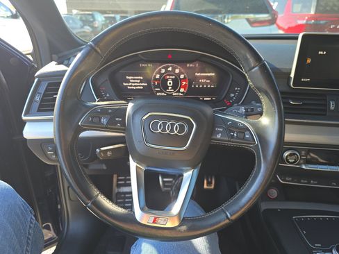 Used 2018 Audi SQ5 Premium Plus AWD/4WD image 17