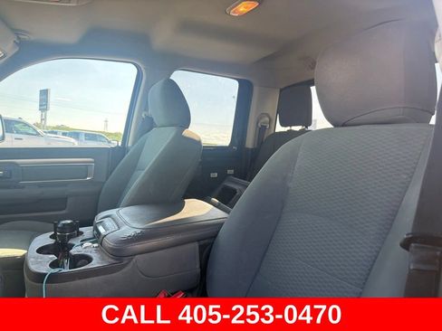 Used 2015 RAM 1500 Classic SLT RWD image 7