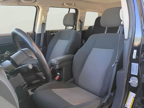 Used 2014 Jeep Patriot Latitude image 24