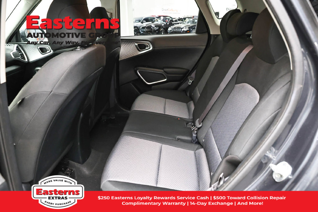 Used 2022 Kia Soul LX w/ Technology Package FWD image 14