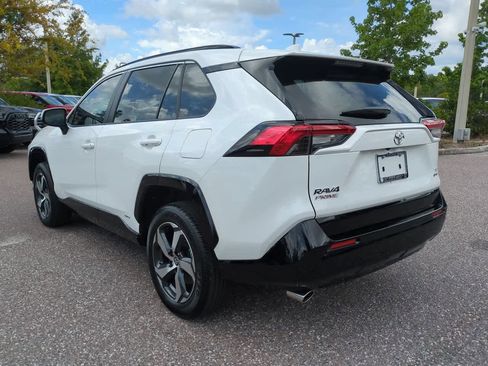 Used 2025 Toyota RAV4 SE AWD/4WD image 4