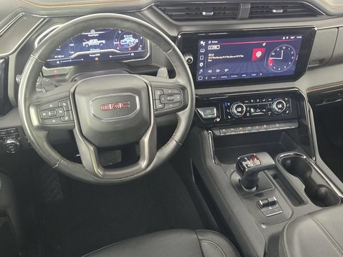 Used 2023 GMC Sierra 1500 AT4 w/ Technology Package AWD/4WD image 29