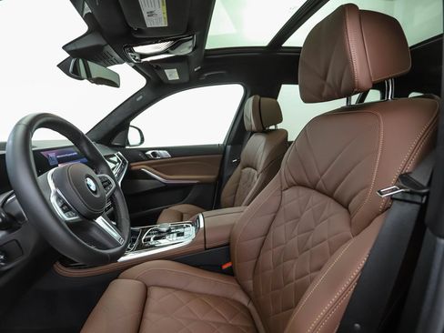 Certified 2026 BMW X7 xDrive40i AWD/4WD image 11