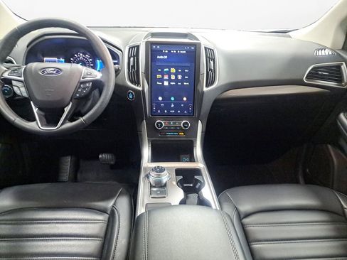 Used 2024 Ford Edge SEL w/ Convenience Package image 10