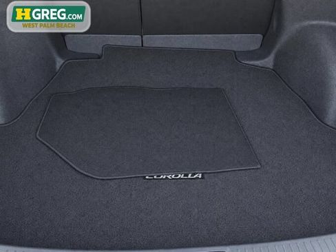 Used 2025 Toyota Corolla LE FWD image 18