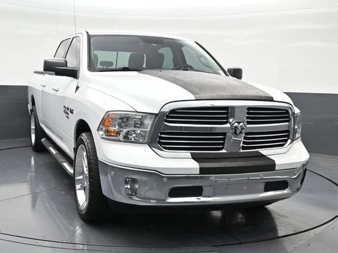 Used 2019 RAM 1500 Big Horn image 8