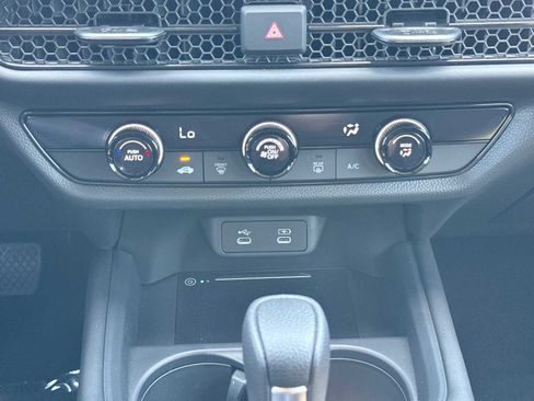 New 2026 Honda HR-V LX image 16