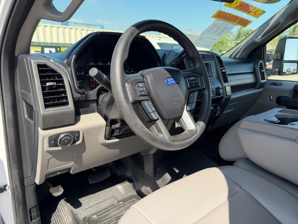 Used 2021 Ford F250 XL w/ Power Equipment Group RWD image 24