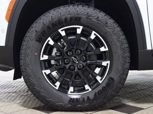 New 2026 Chevrolet Traverse Z71 w/ Enhanced Driving Package image 28