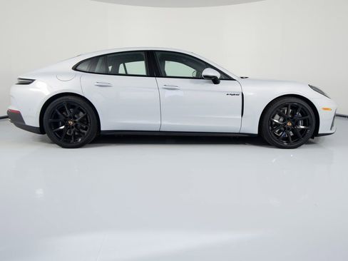 New 2026 Porsche Panamera 4 image 11