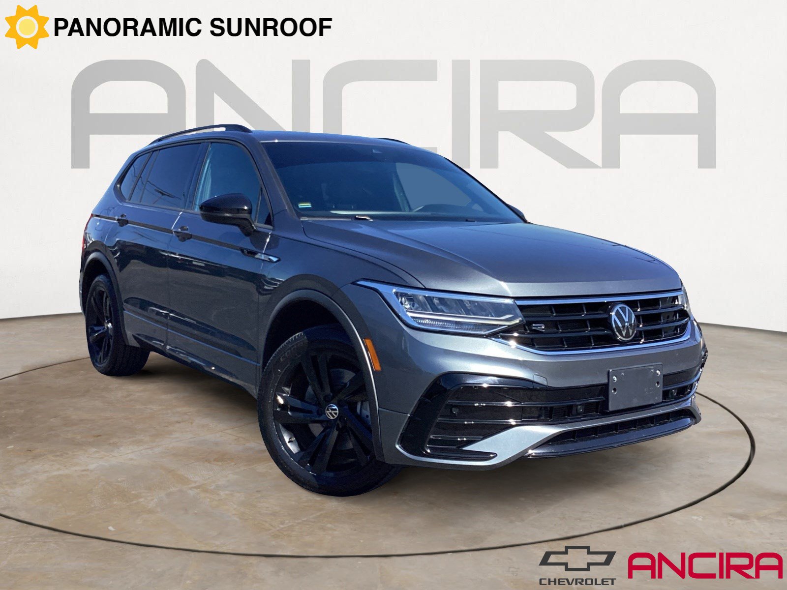 Used 2024 Volkswagen Tiguan SE R-Line AWD/4WD image 1