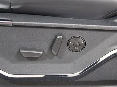 New 2026 Ford F350 4x4 Crew Cab DRW Super Duty image 25