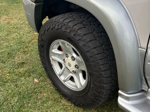 Used 2000 Toyota 4Runner Limited image 34