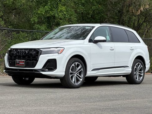 Used 2026 Audi Q7 2.0T Premium Plus w/ Premium Plus Package AWD/4WD image 9