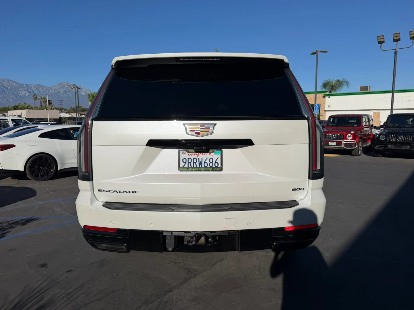 Used 2025 Cadillac Escalade ESV Sport AWD/4WD image 6