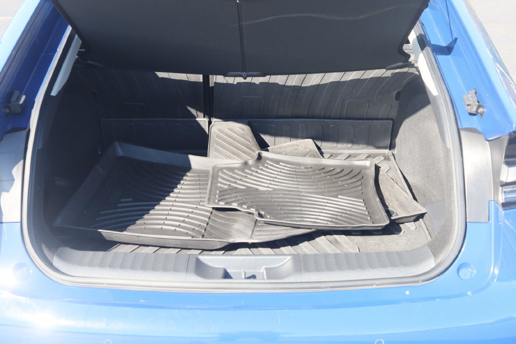 Used 2024 Toyota Prius Prime FWD image 31