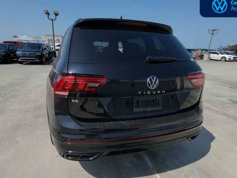 Used 2023 Volkswagen Tiguan SE R-Line image 8