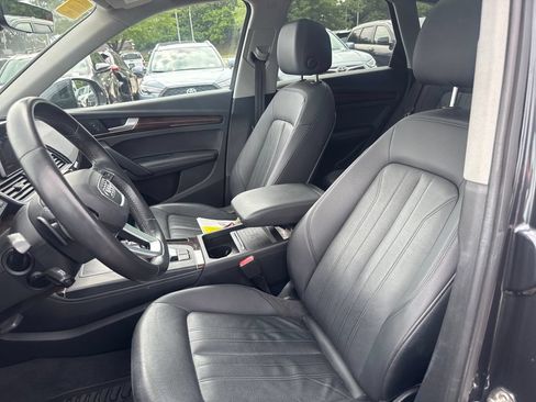 Used 2020 Audi Q5 2.0T Premium Plus w/ Premium Plus Package AWD/4WD image 16