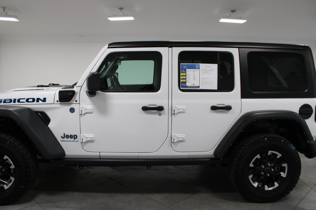 Used 2024 Jeep Wrangler Unlimited Rubicon 4xe AWD/4WD image 6