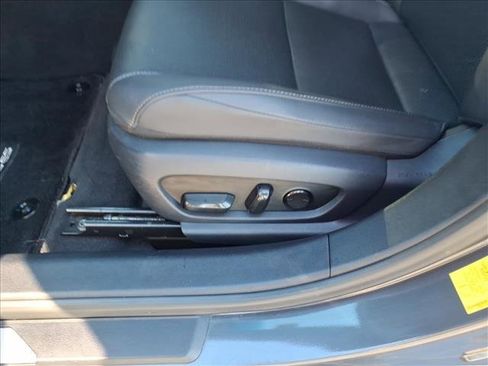 Used 2022 Lexus ES 350 w/ Premium Package image 12