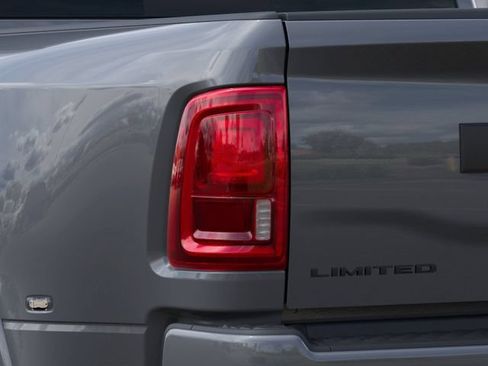 New 2026 RAM 3500 Limited AWD/4WD image 9