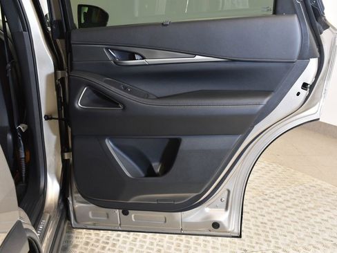 Certified 2026 INFINITI QX60 Luxe w/ Family Package image 32