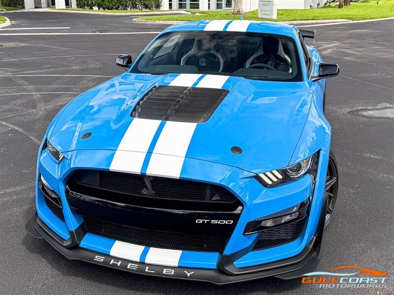 Used 2022 Ford Mustang Shelby GT500 w/ Carbon Fiber Track Pack RWD image 7