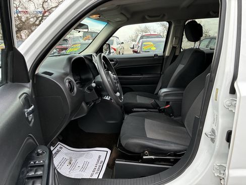 Used 2014 Jeep Patriot Sport w/ Power Value Group image 3