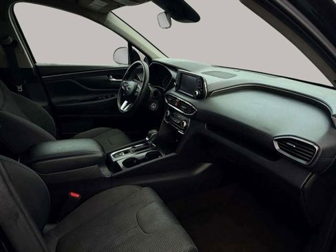Used 2019 Hyundai Santa Fe SE image 18