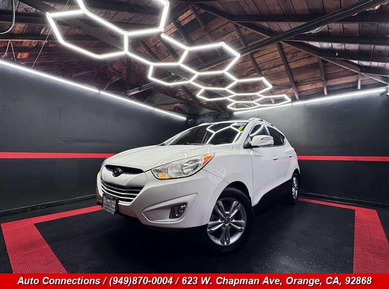 Used 2013 Hyundai Tucson GLS FWD image 2